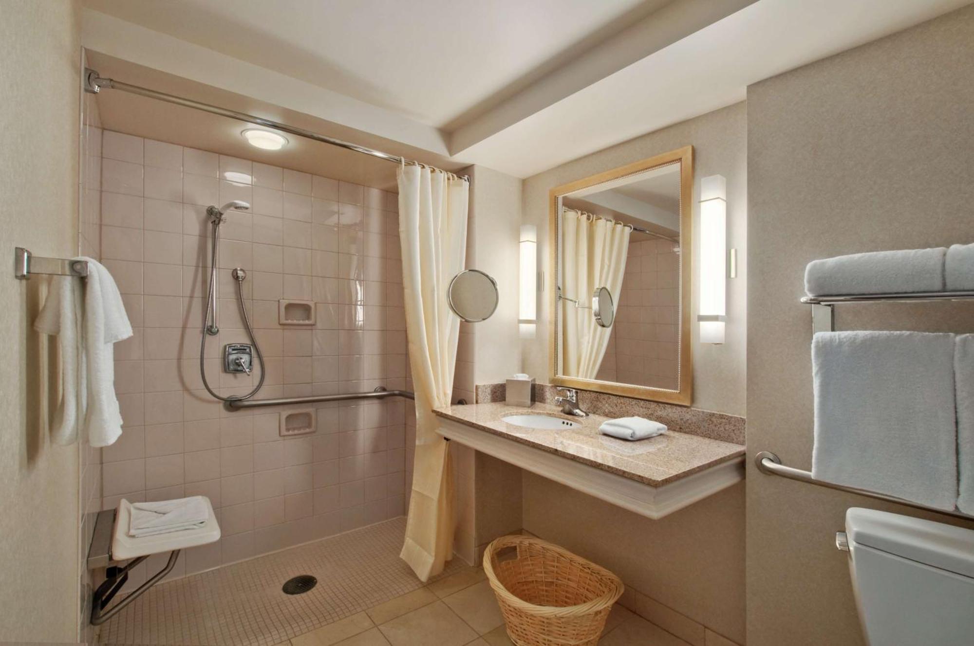 Hilton Madison Monona Terrace Otel Dış mekan fotoğraf