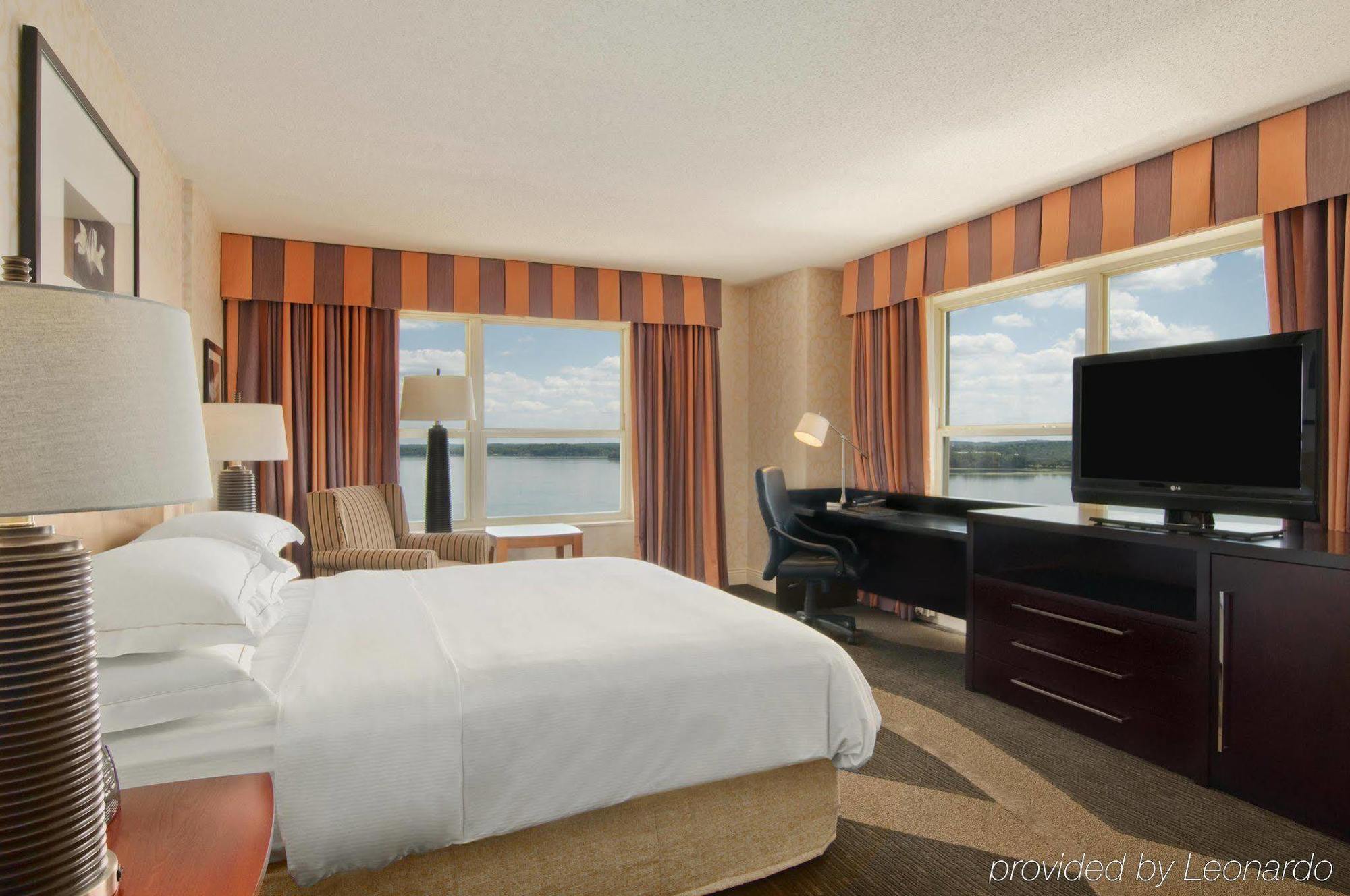Hilton Madison Monona Terrace Otel Oda fotoğraf